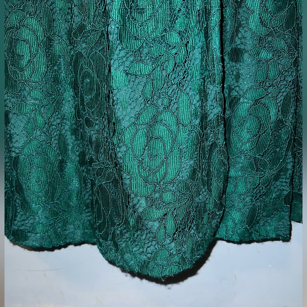 Baltic Born Gown - Picture 6 of 7